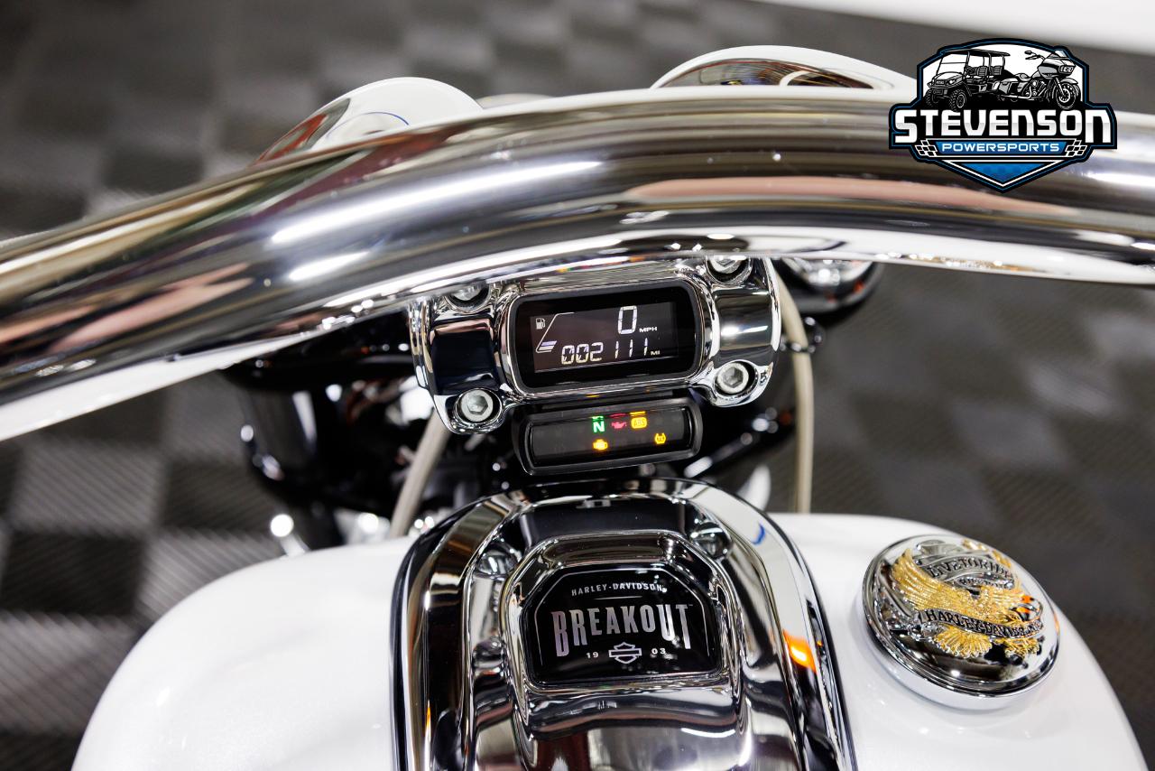 Harley-Davidson FXBR  2024