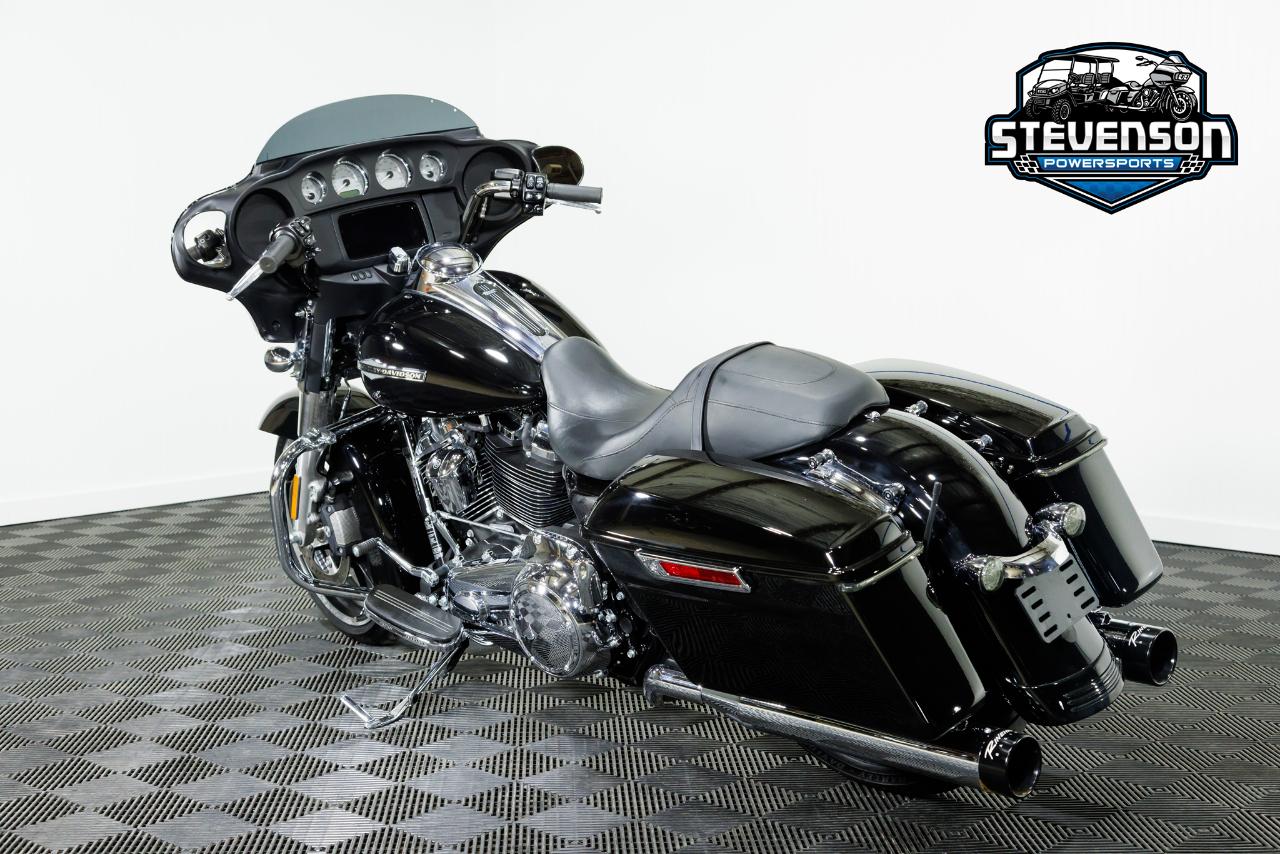 Harley-Davidson FLHX Street Glide 2023