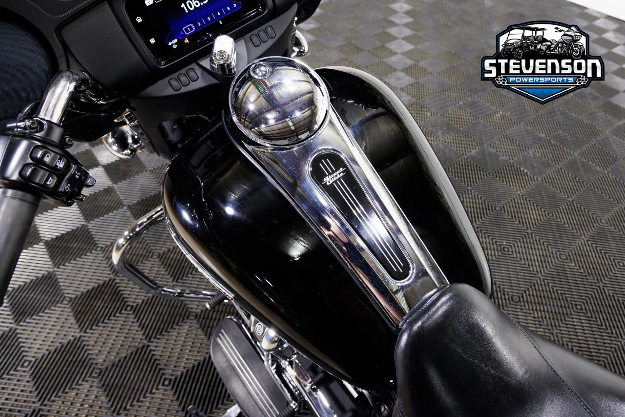 Harley-Davidson FLHX  2023