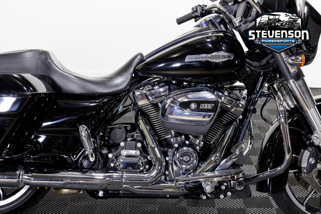 Harley-Davidson FLHX  2023