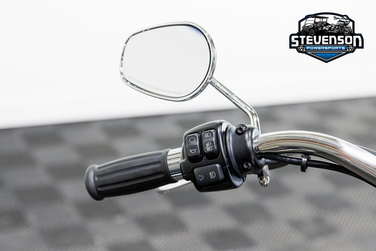 Harley-Davidson FLDE  2019