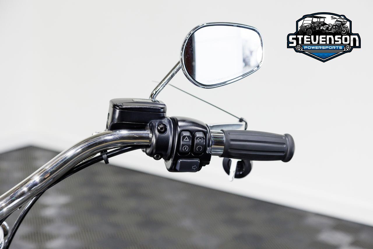 Harley-Davidson FLDE  2019