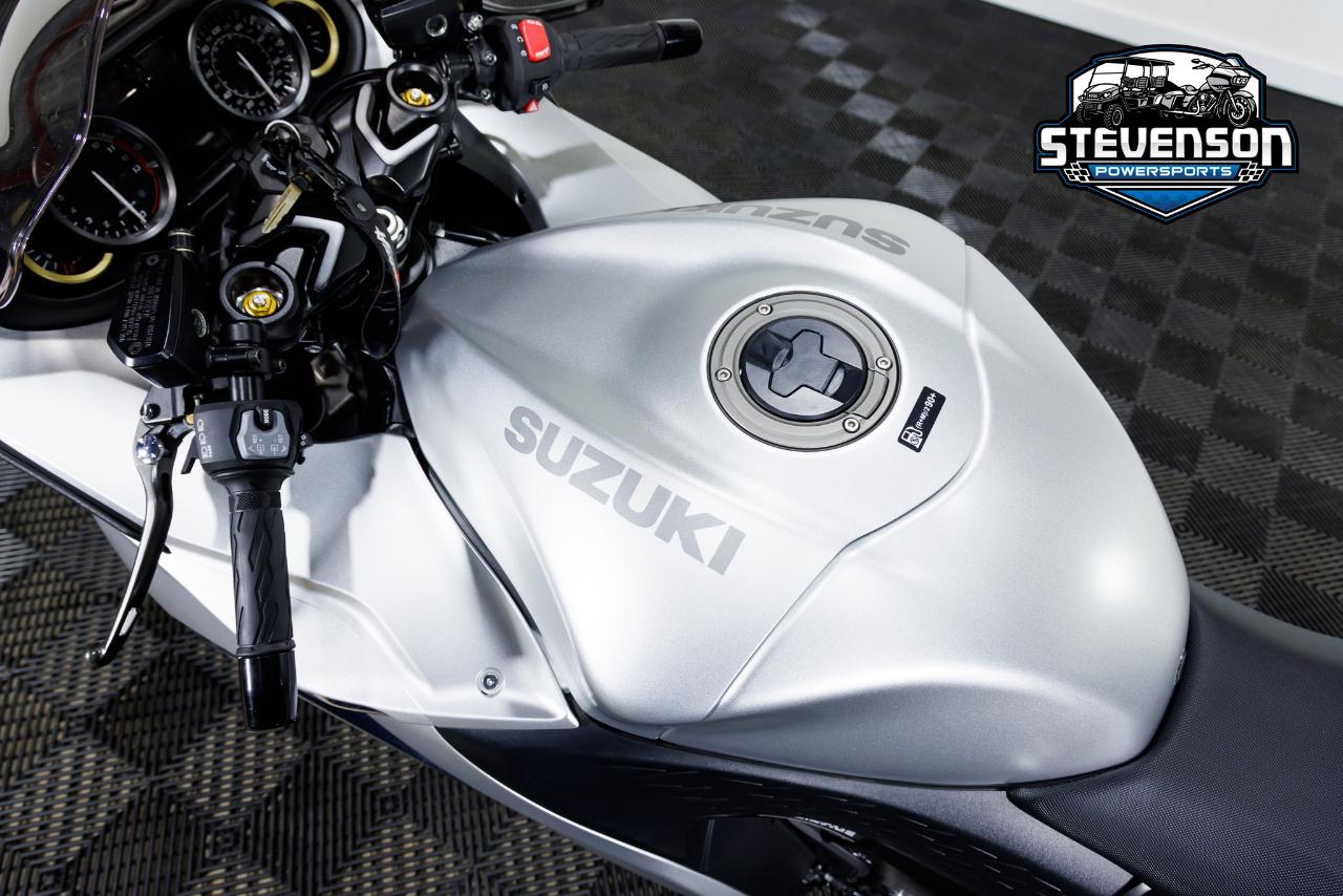 Suzuki GSX1300RR  2022