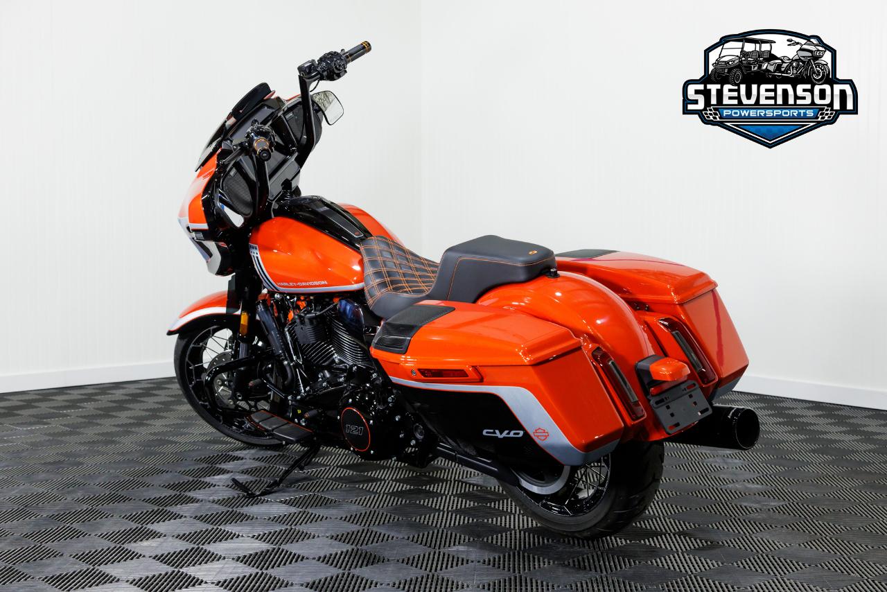 Harley-Davidson FLHXSE  2024