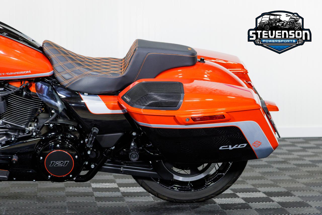 Harley-Davidson FLHXSE  2024