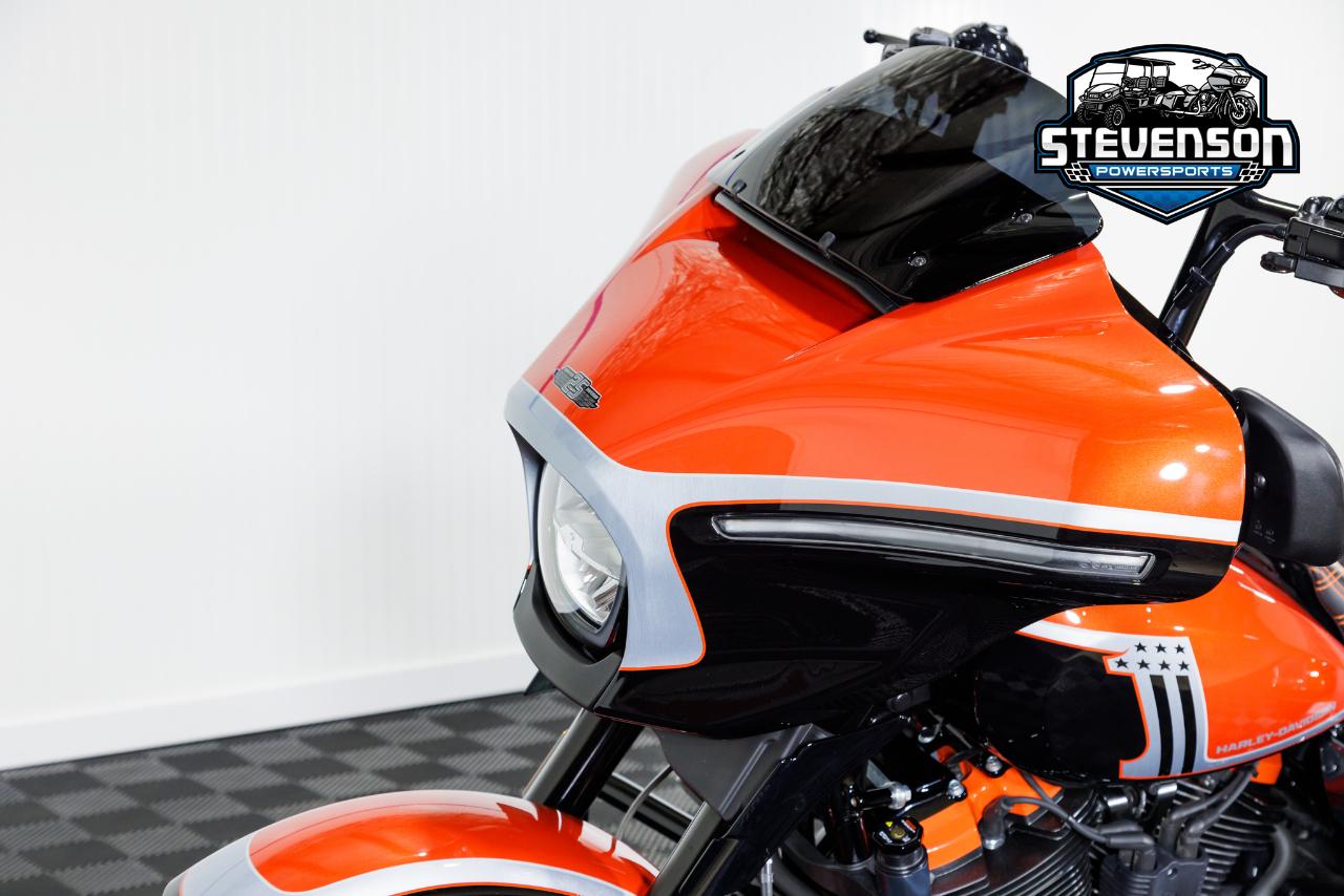 Harley-Davidson FLHXSE  2024