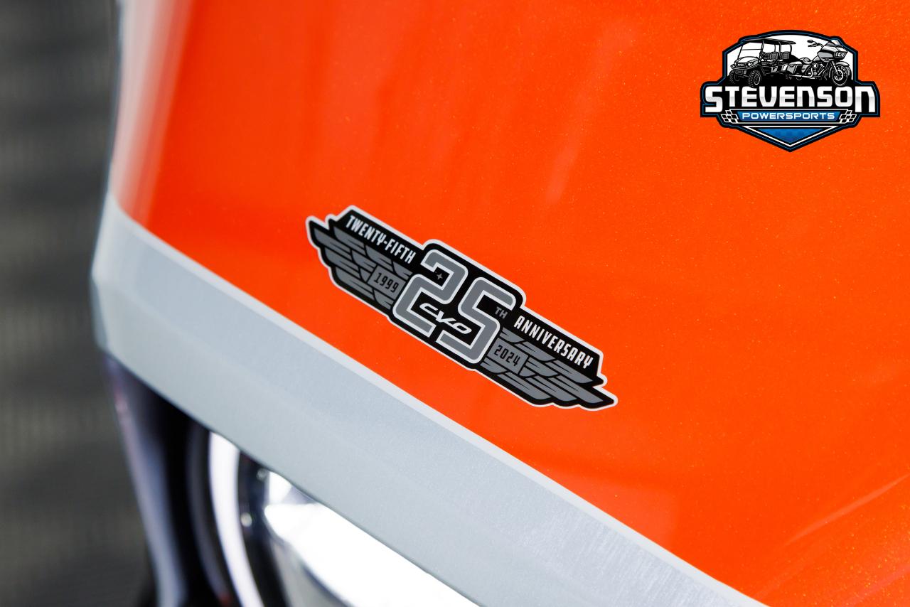 Harley-Davidson FLHXSE  2024