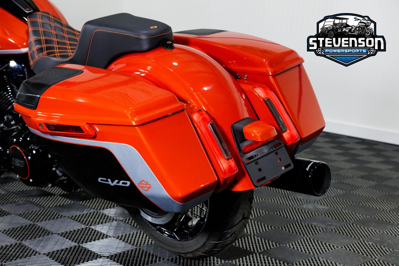 Harley-Davidson FLHXSE  2024