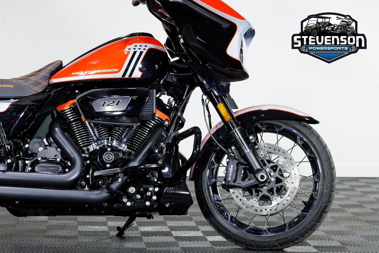 Harley-Davidson FLHXSE  2024