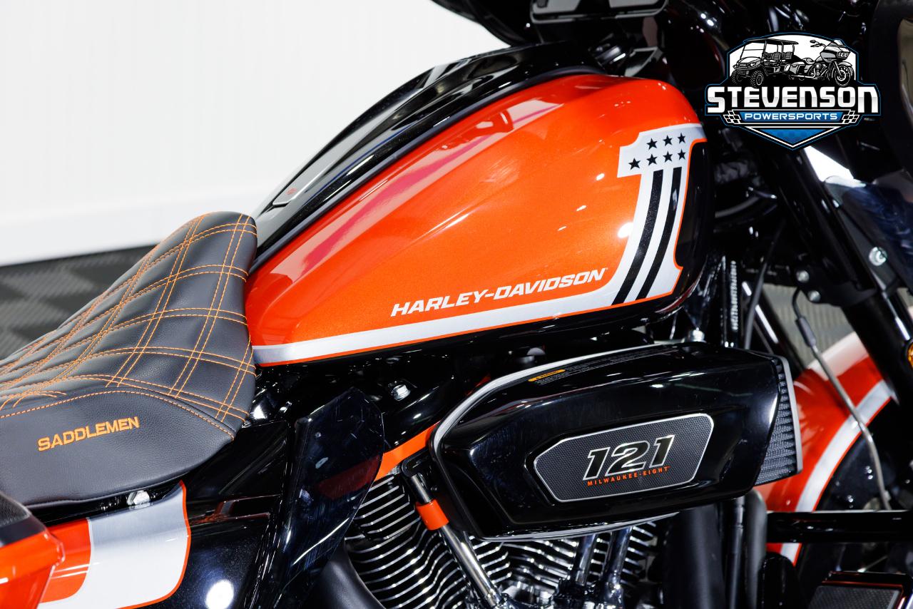 Harley-Davidson FLHXSE  2024
