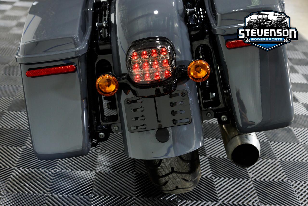 Harley-Davidson FLHXST  2022