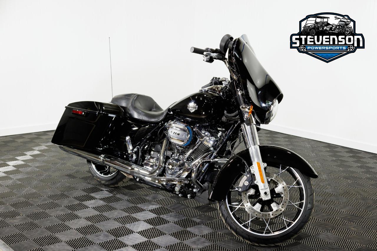 Harley-Davidson FLHXS  2022