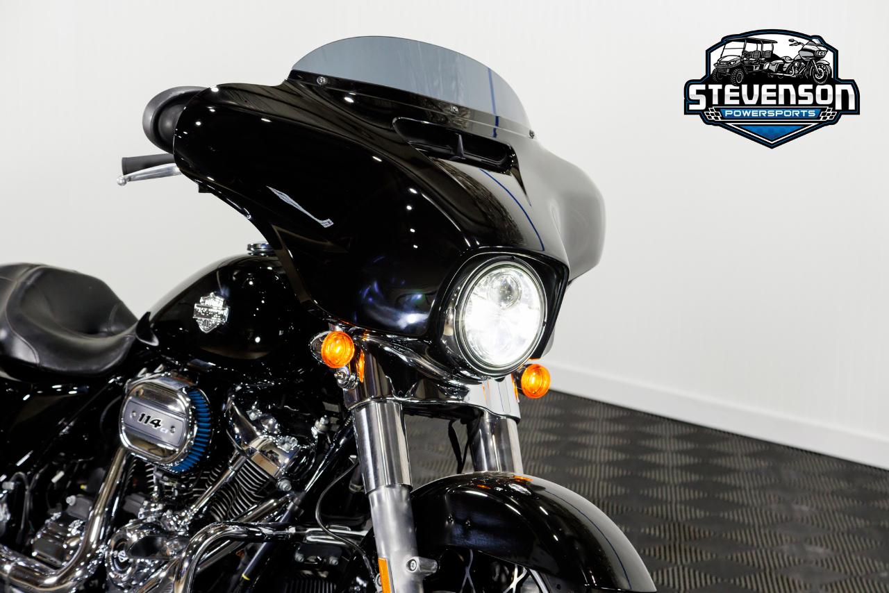 Harley-Davidson FLHXS  2022