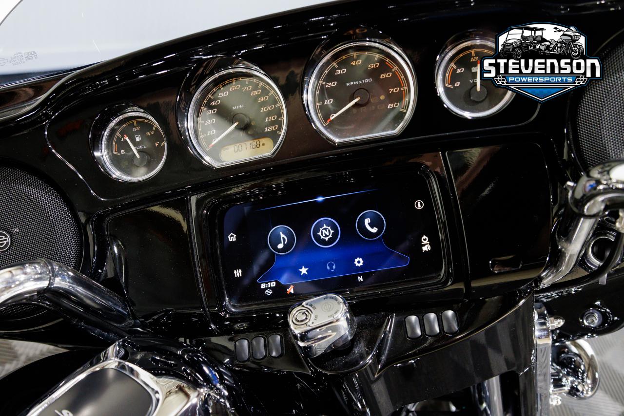 Harley-Davidson FLHXS  2022