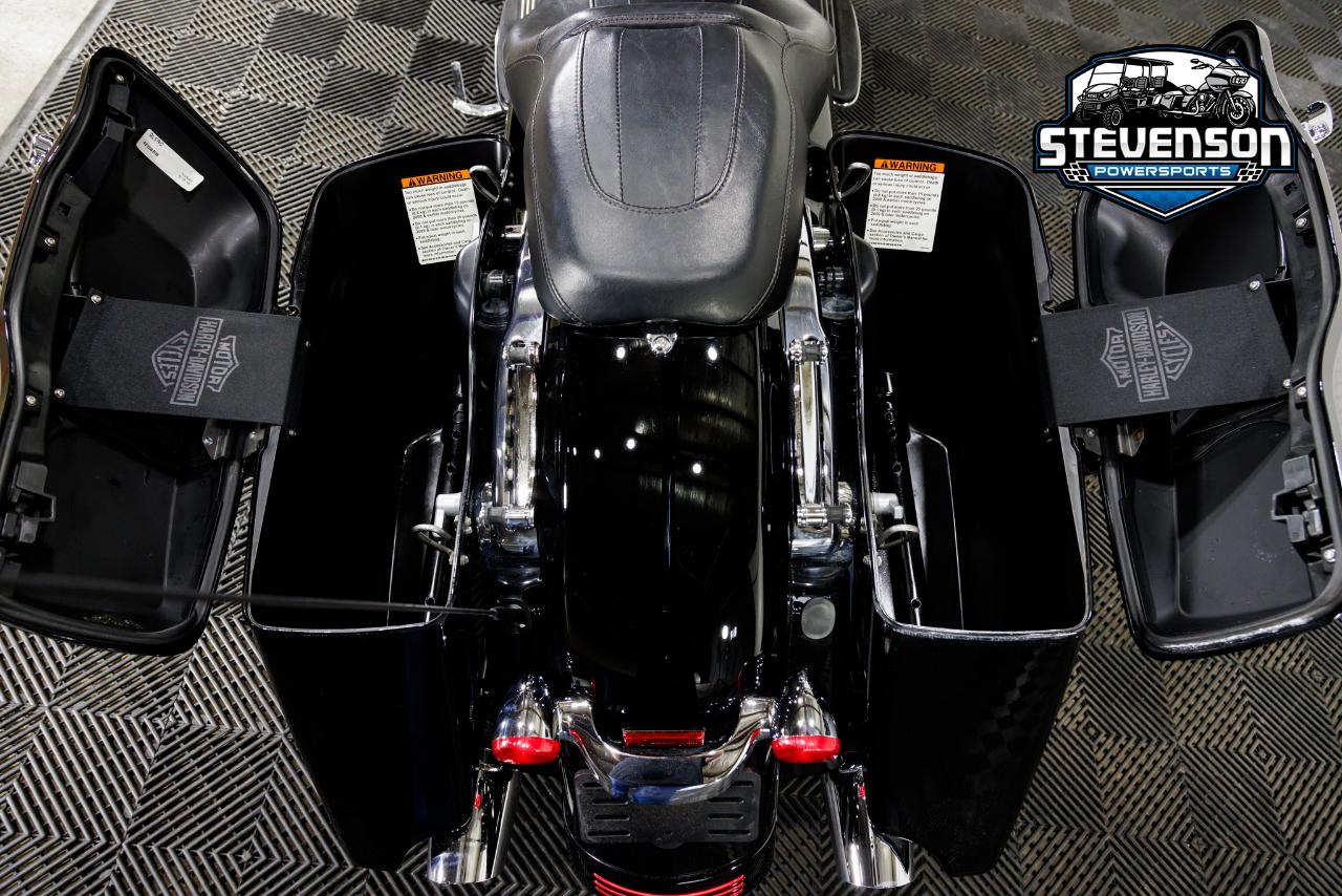 Harley-Davidson FLHXS  2022