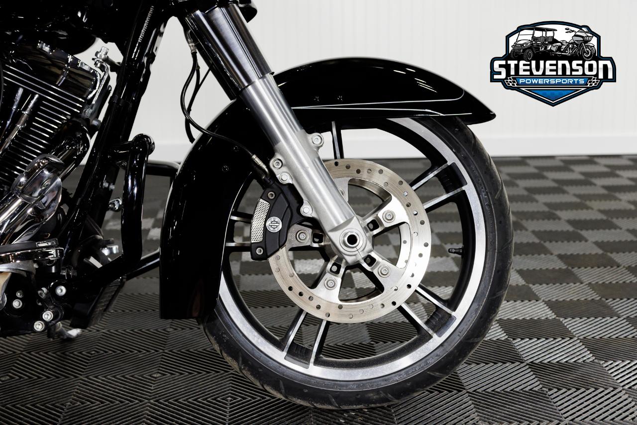 Harley-Davidson FLHXS  2016