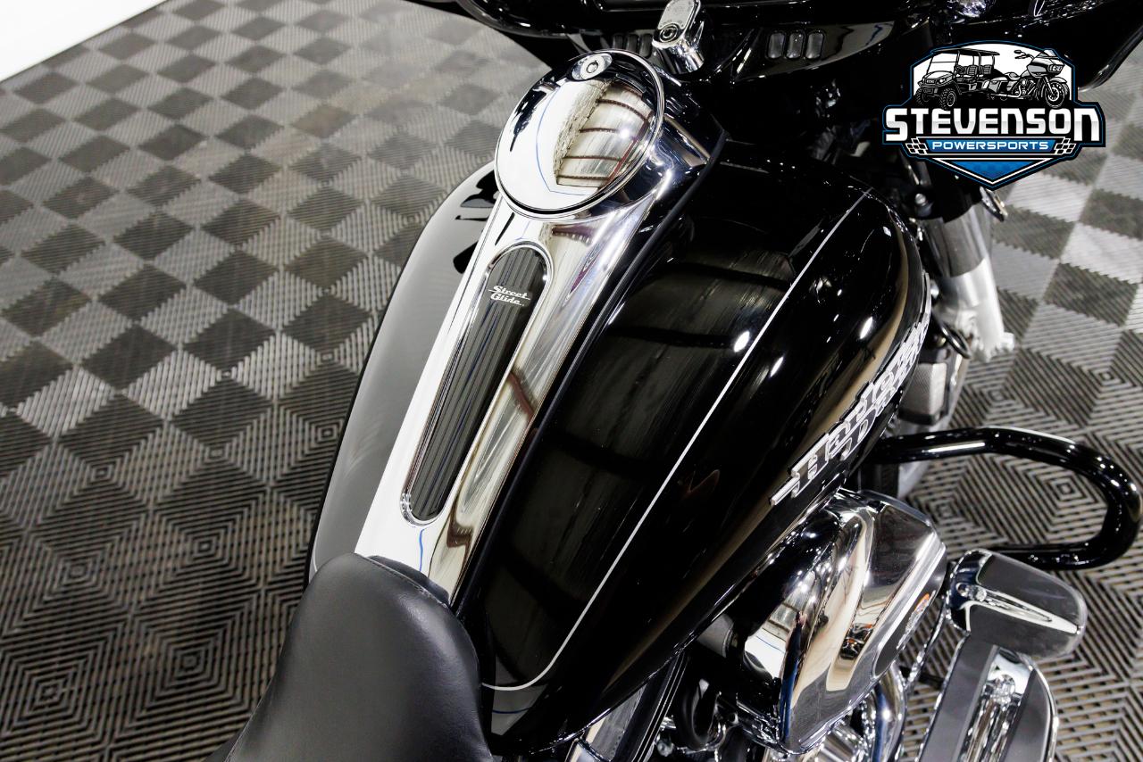 Harley-Davidson FLHXS  2016