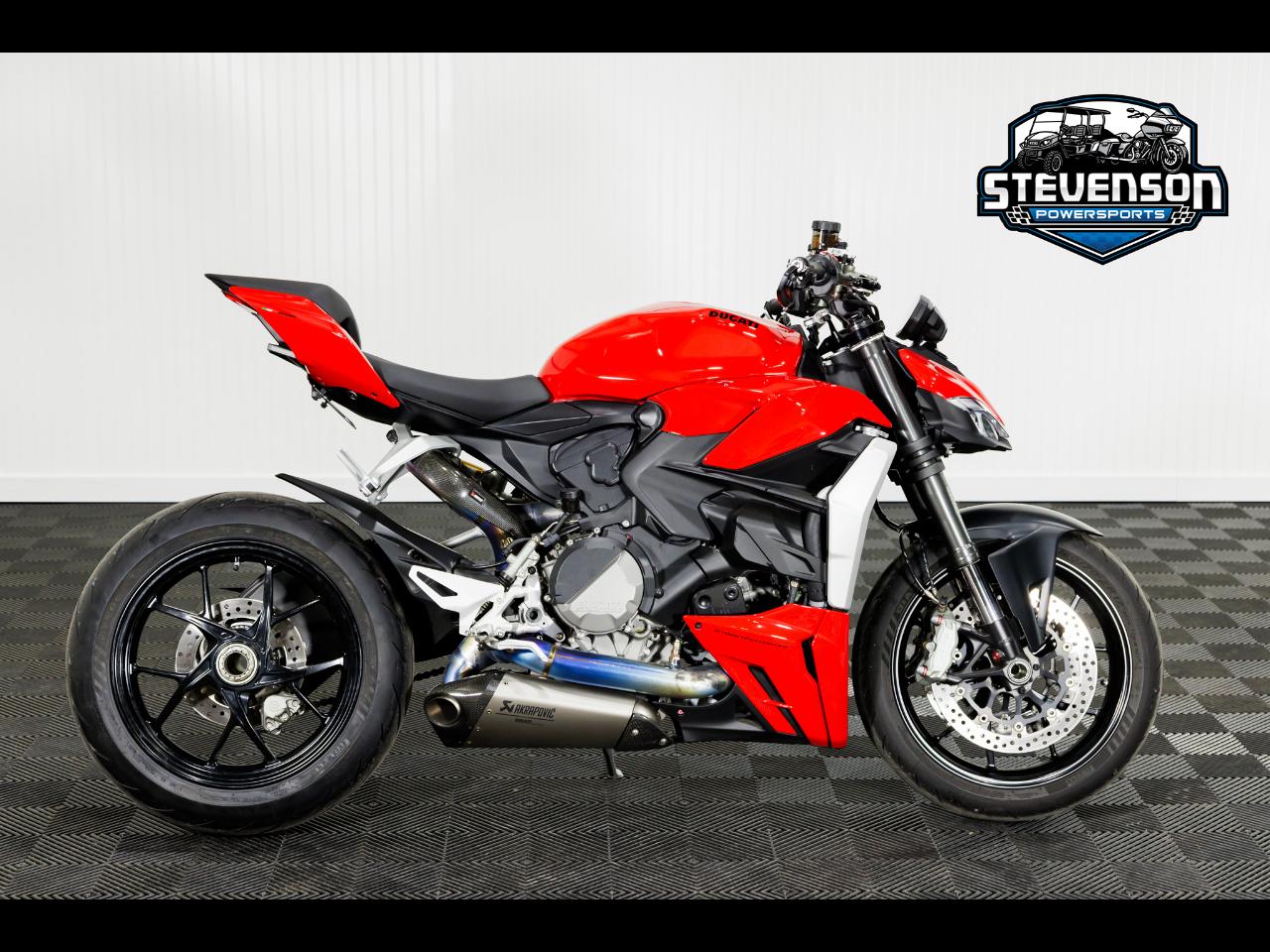 Ducati Streetfighter V2  2022