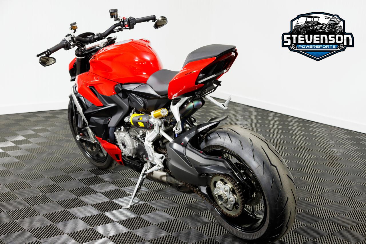 Ducati Streetfighter V2  2022