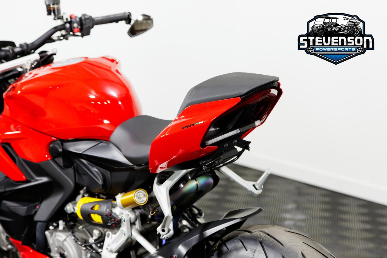 Ducati Streetfighter V2  2022