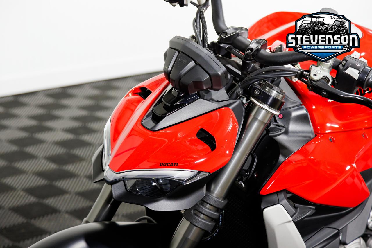 Ducati Streetfighter V2  2022