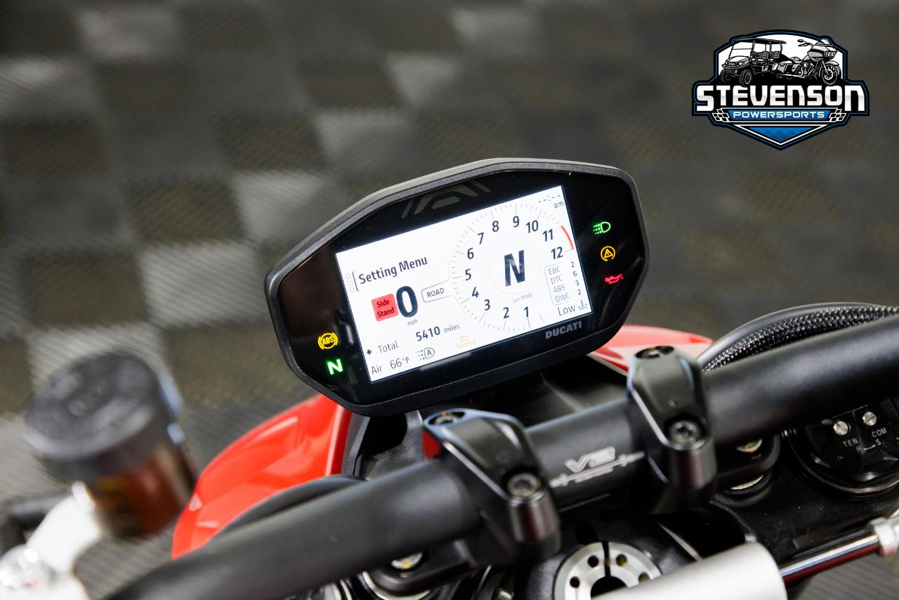 Ducati Streetfighter V2  2022