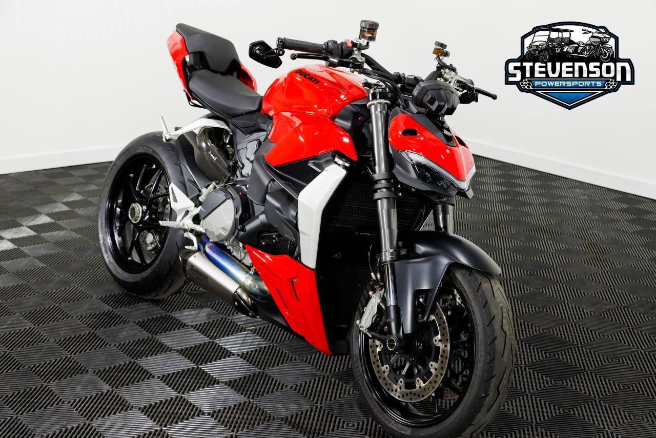 Ducati Streetfighter V2  2022
