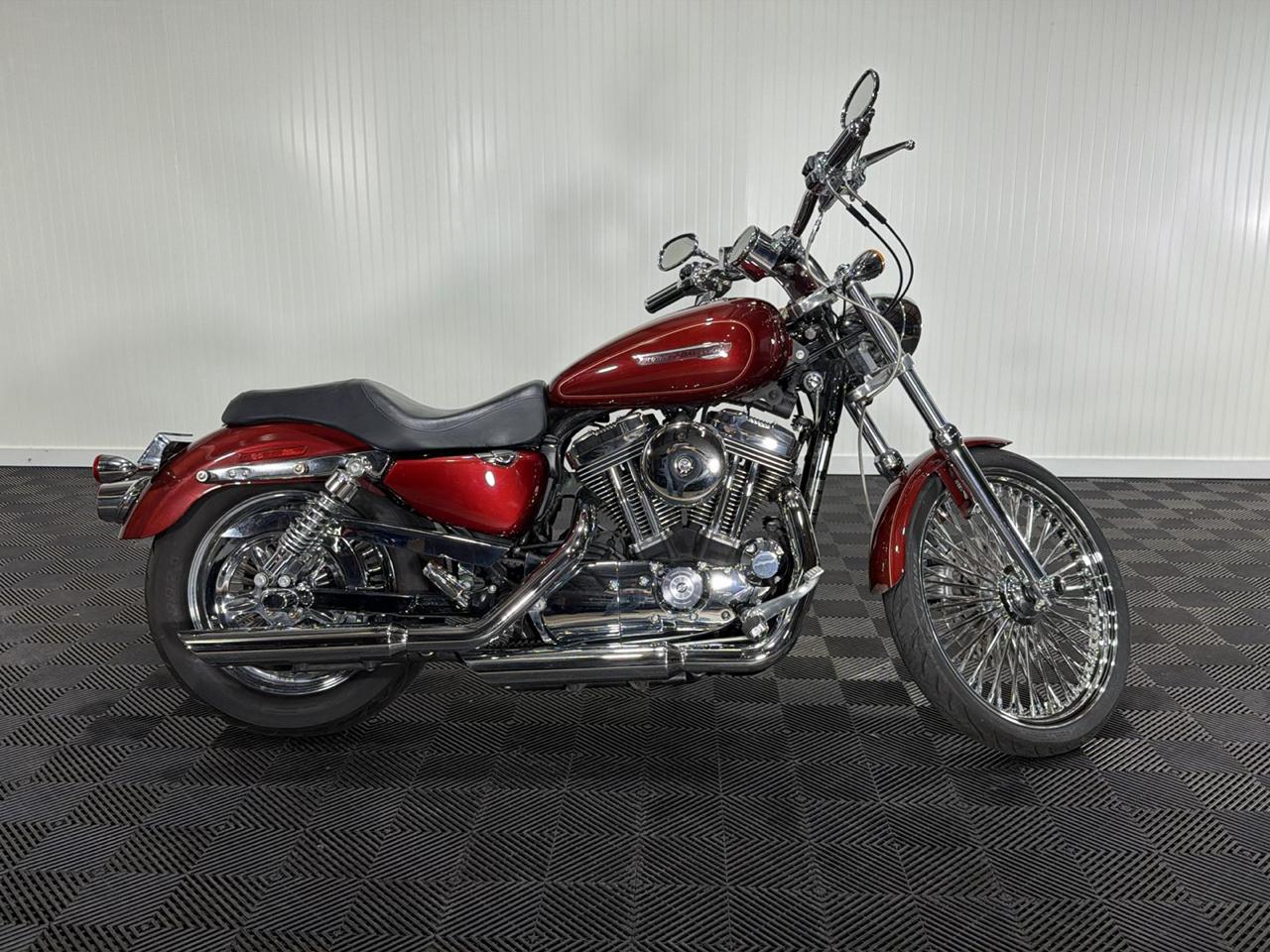2009 Harley-Davidson XL 1200C 