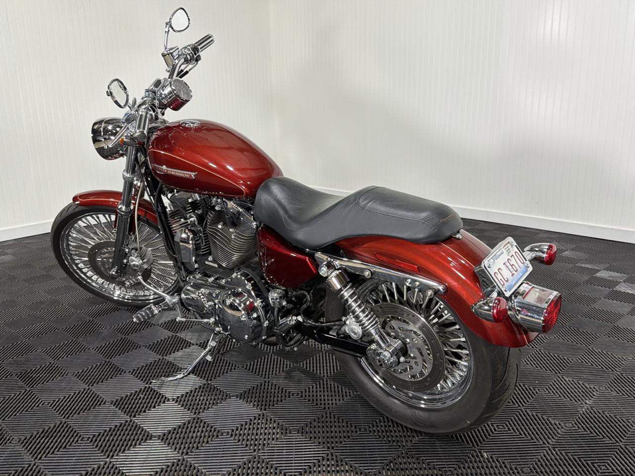 Harley-Davidson XL 1200C  2009