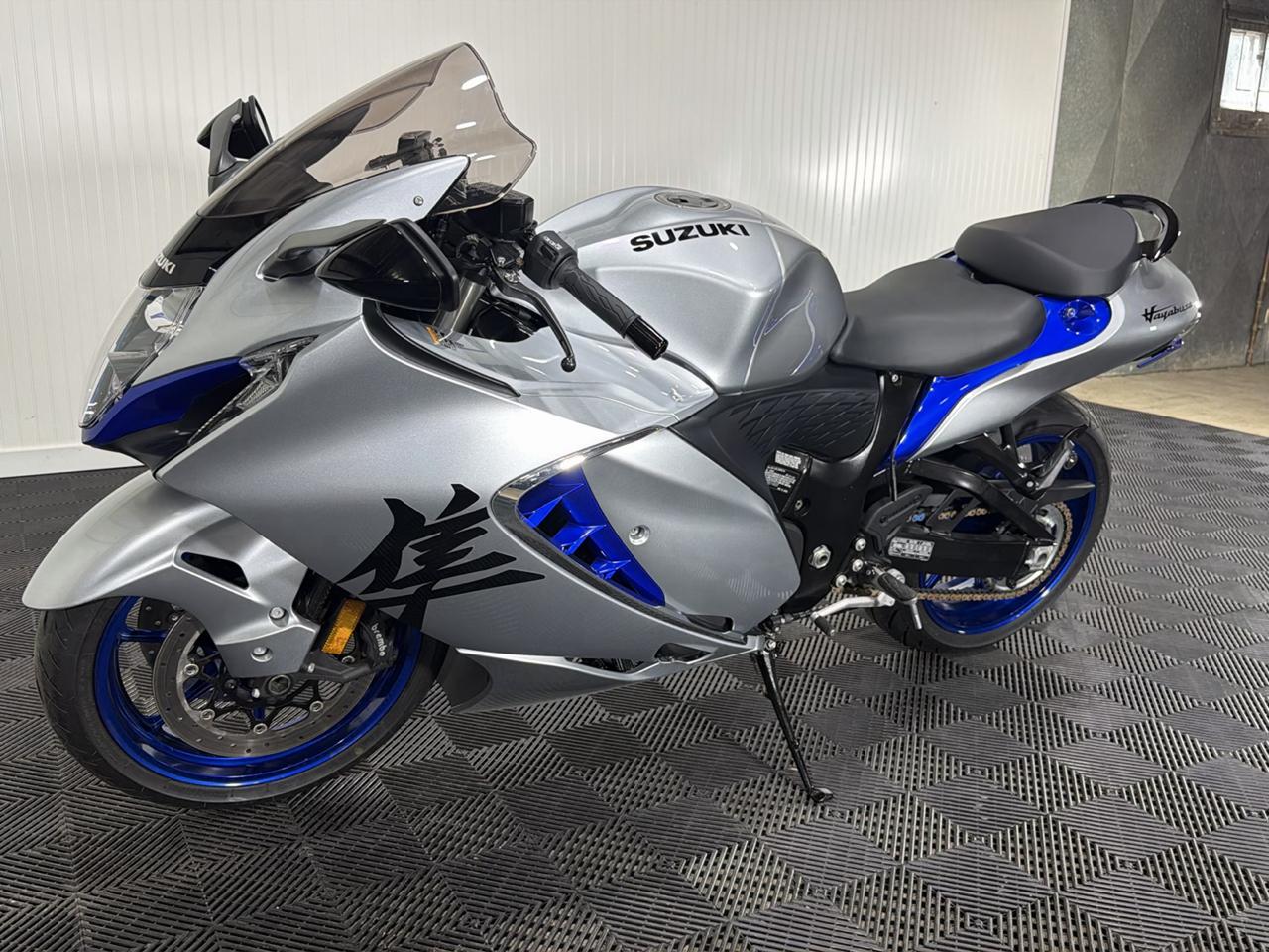 Suzuki GSX1300R  2025