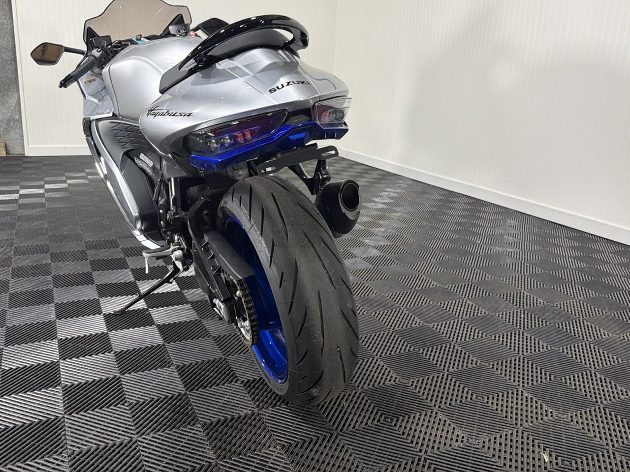 Suzuki GSX1300R  2025