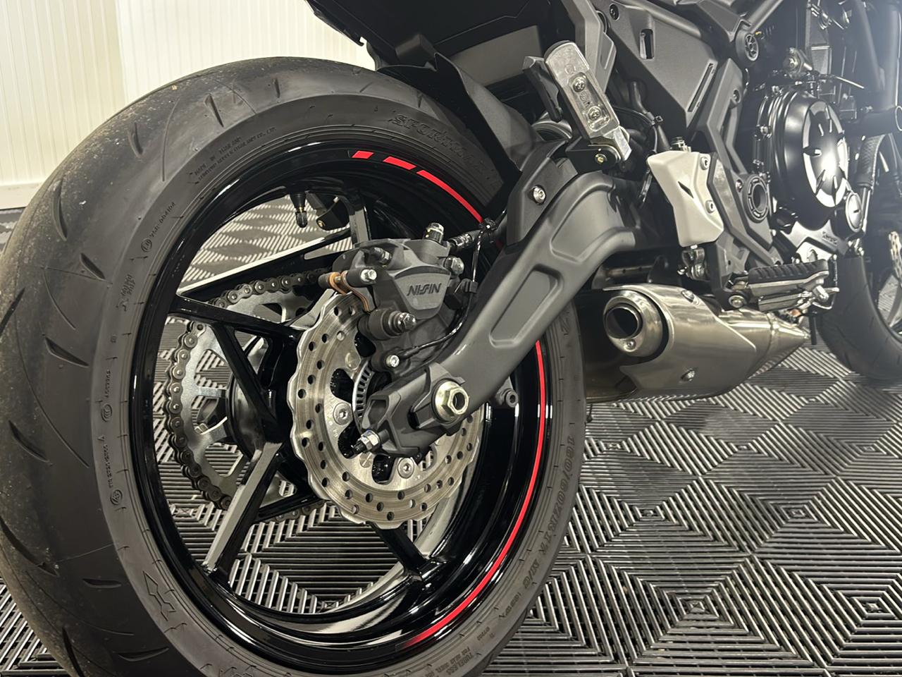 Kawasaki Z650  2023