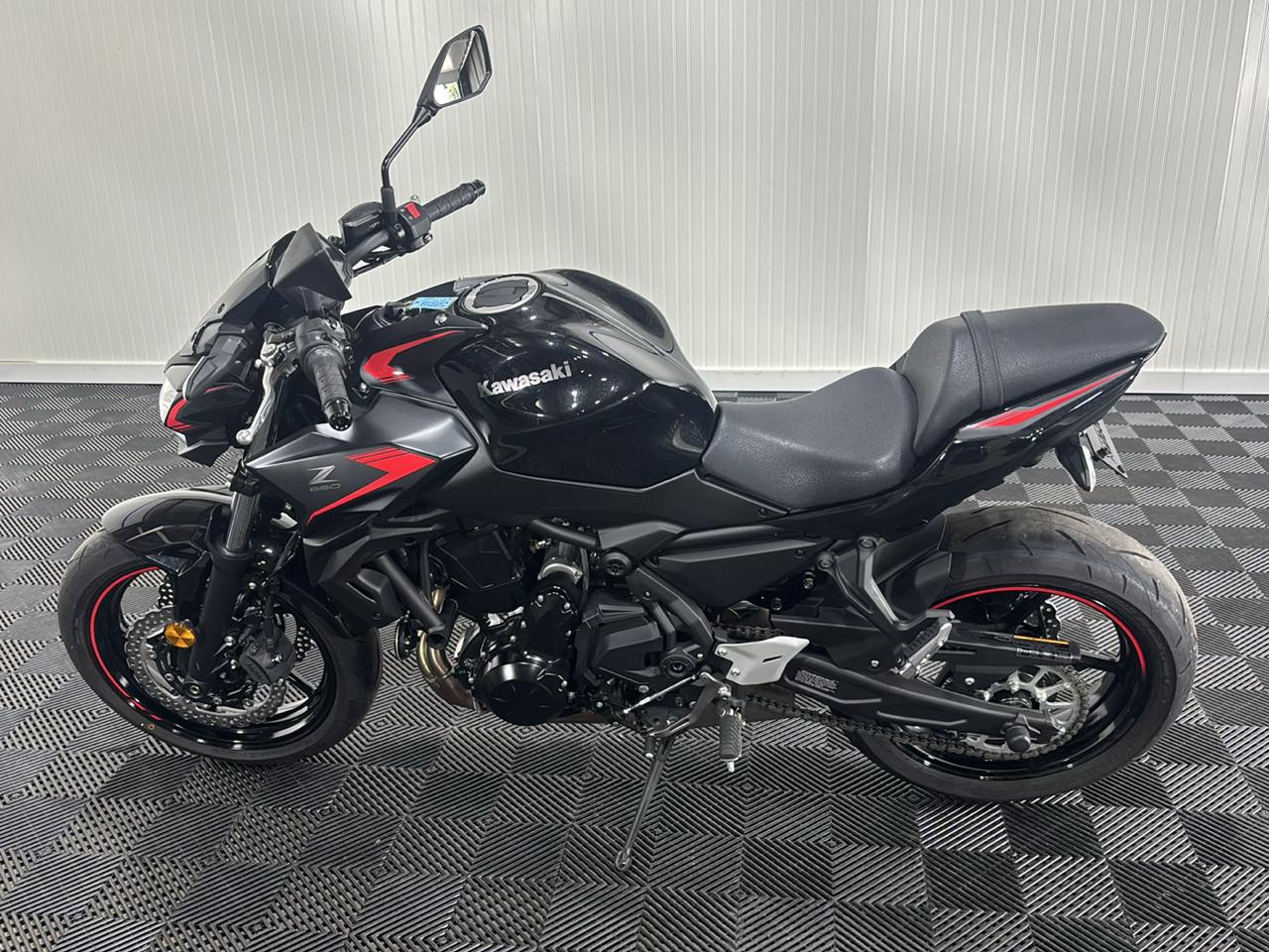 Kawasaki Z650  2023