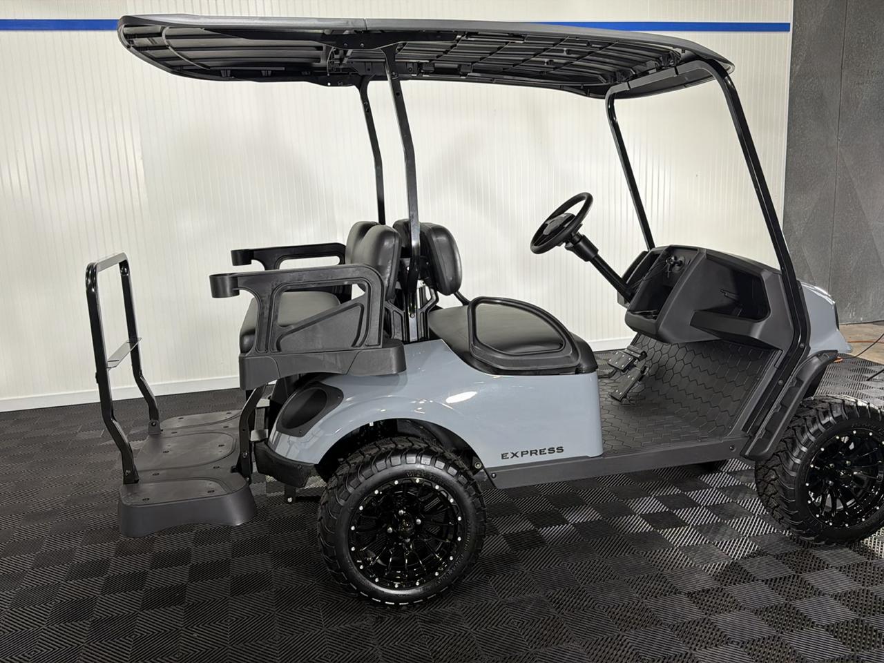 EZGO Express S4 2027