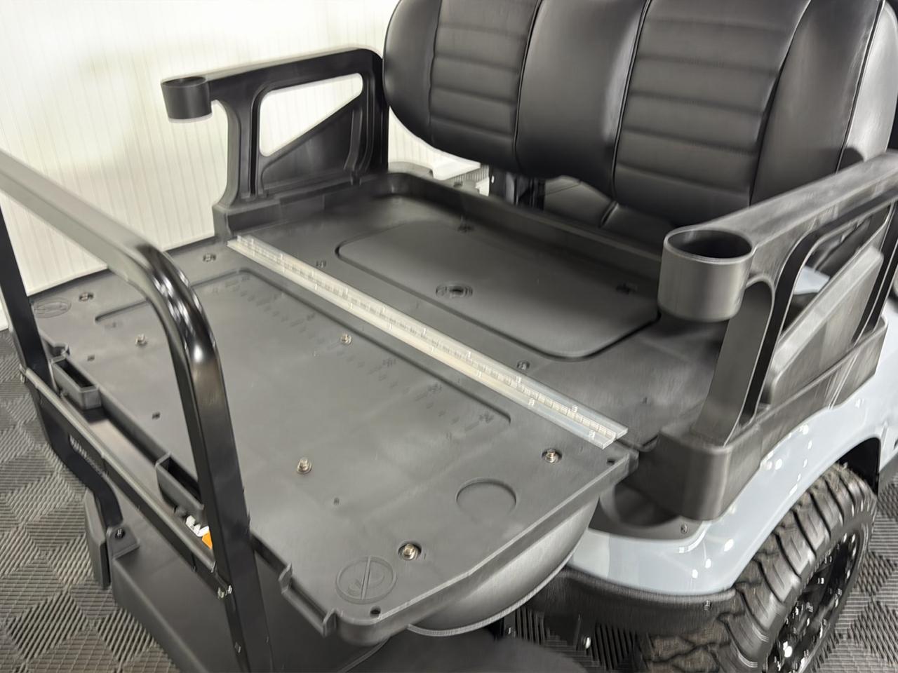 EZGO Express L6 2026