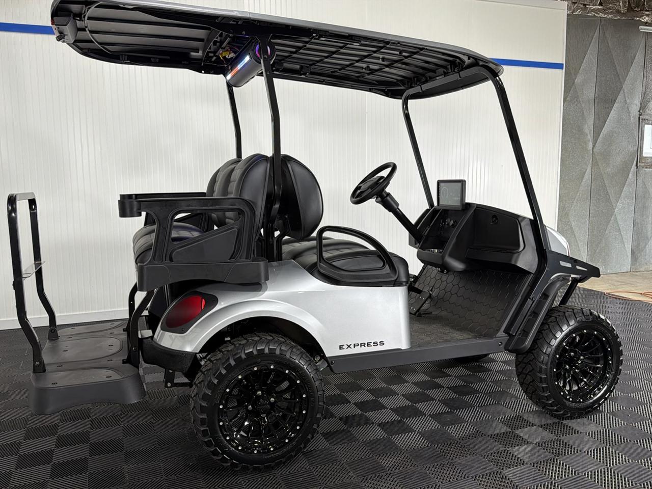 EZGO Express S4 2027