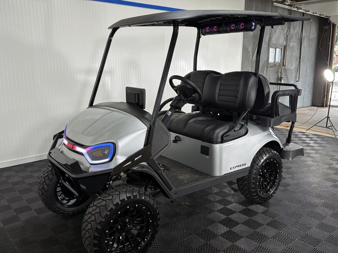 EZGO Express S4 2027