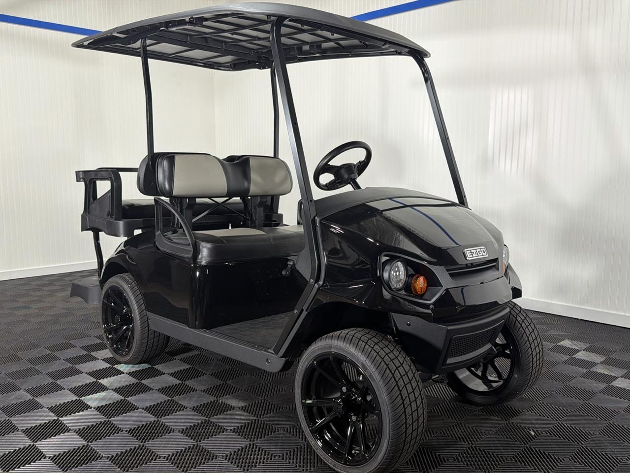 EZGO Express 4 Commuter 13.5 Gas  2025