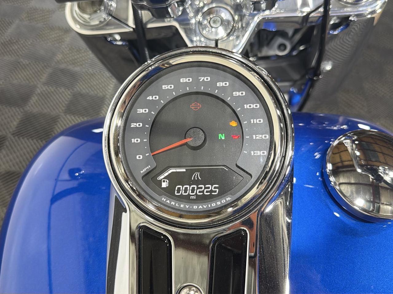 Harley-Davidson FLFB  2025