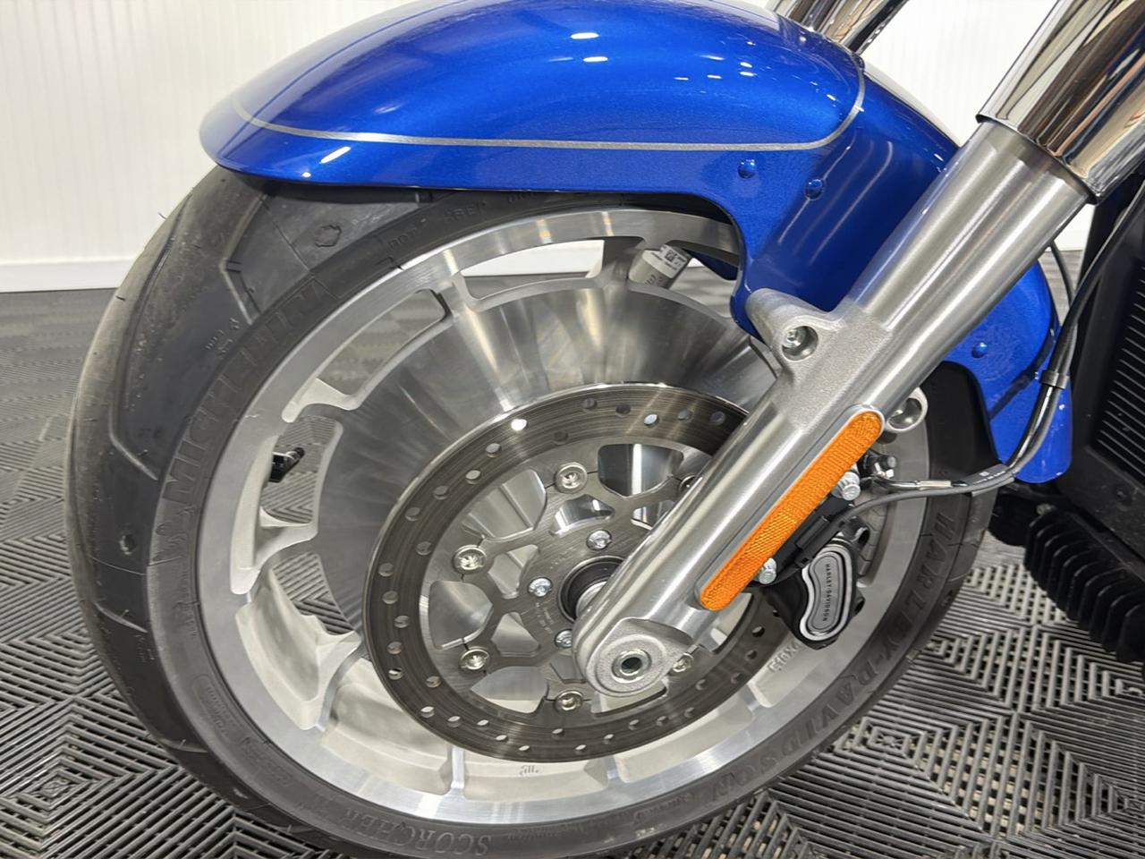 Harley-Davidson FLFB  2025