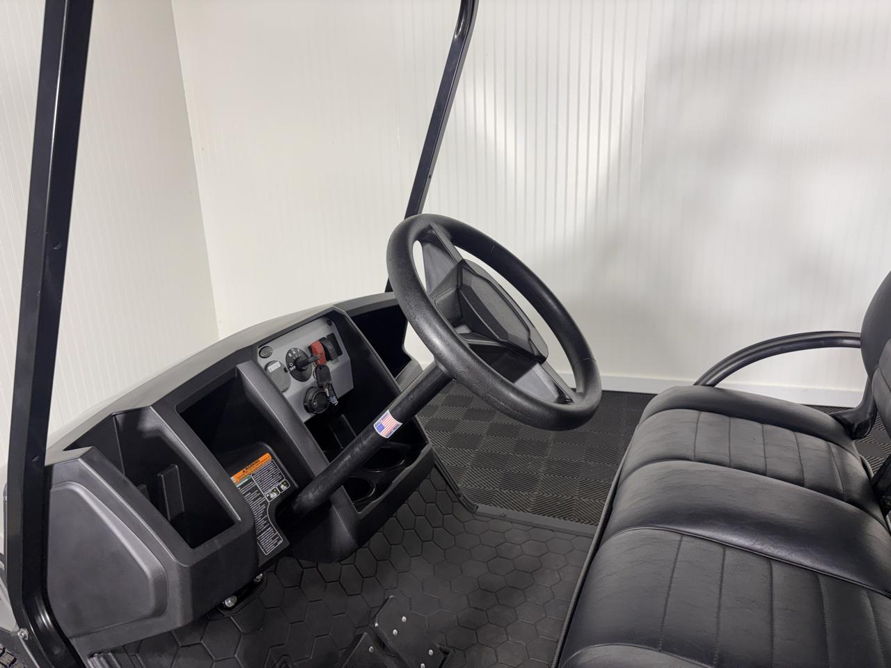 EZGO Express 6 Express Cruiser ELiTE Lithium  2026