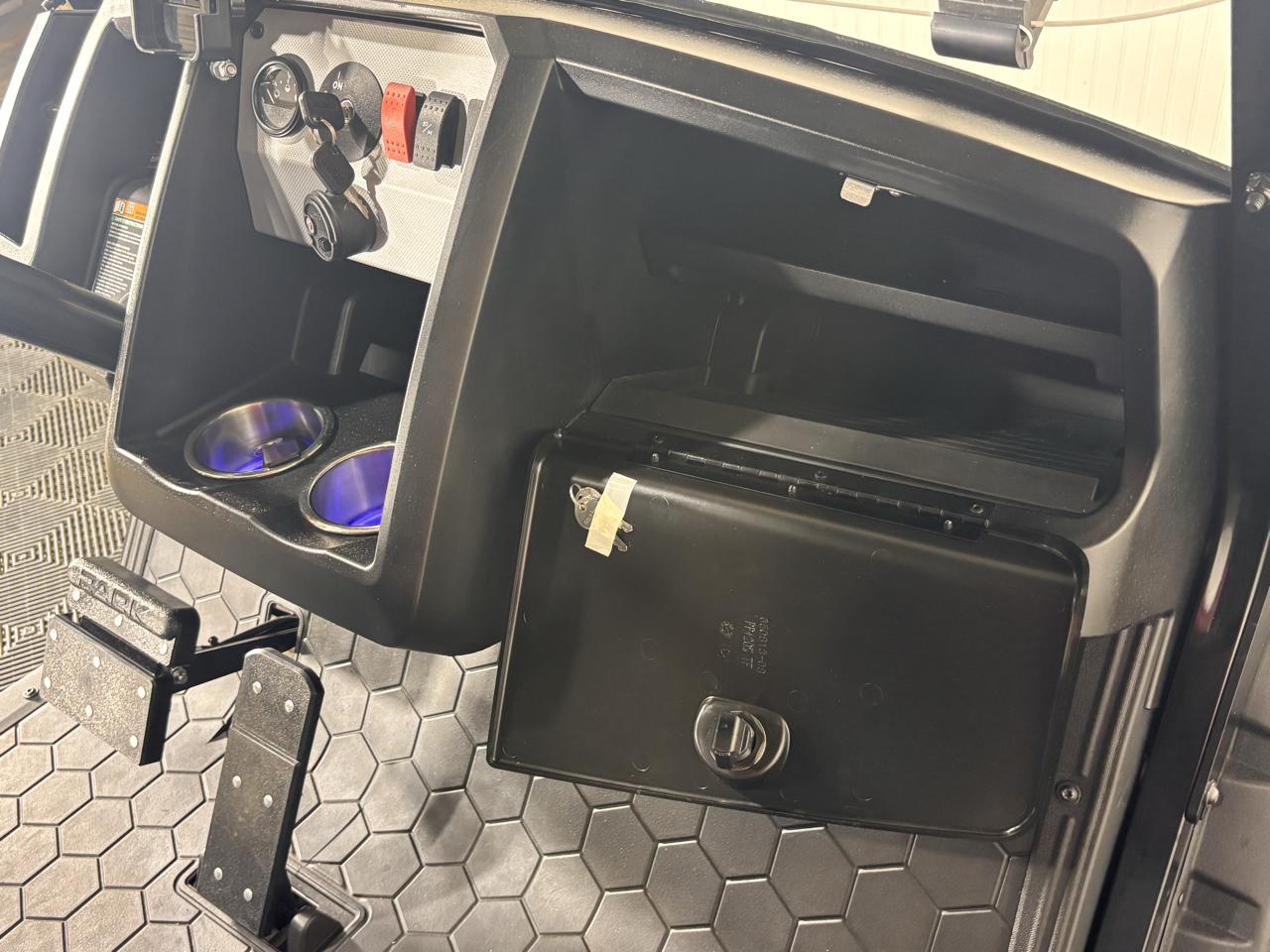 EZGO Express  2025