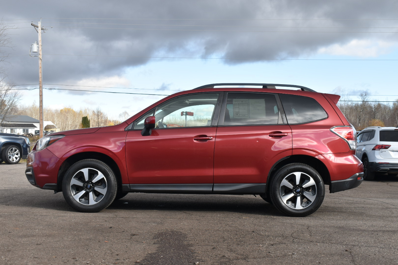 Subaru Forester 2.5i Premium PZEV CVT 2017
