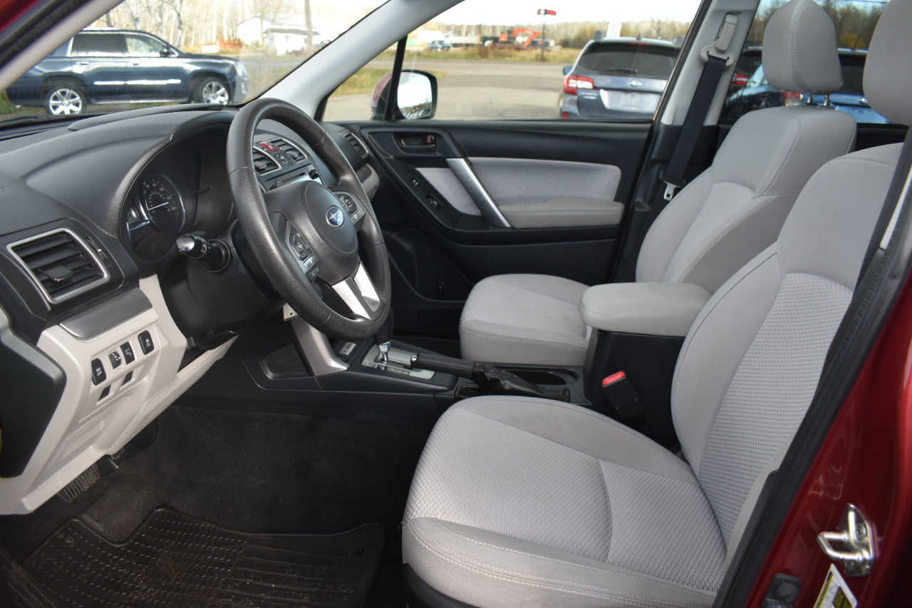 Subaru Forester 2.5i Premium PZEV CVT 2017