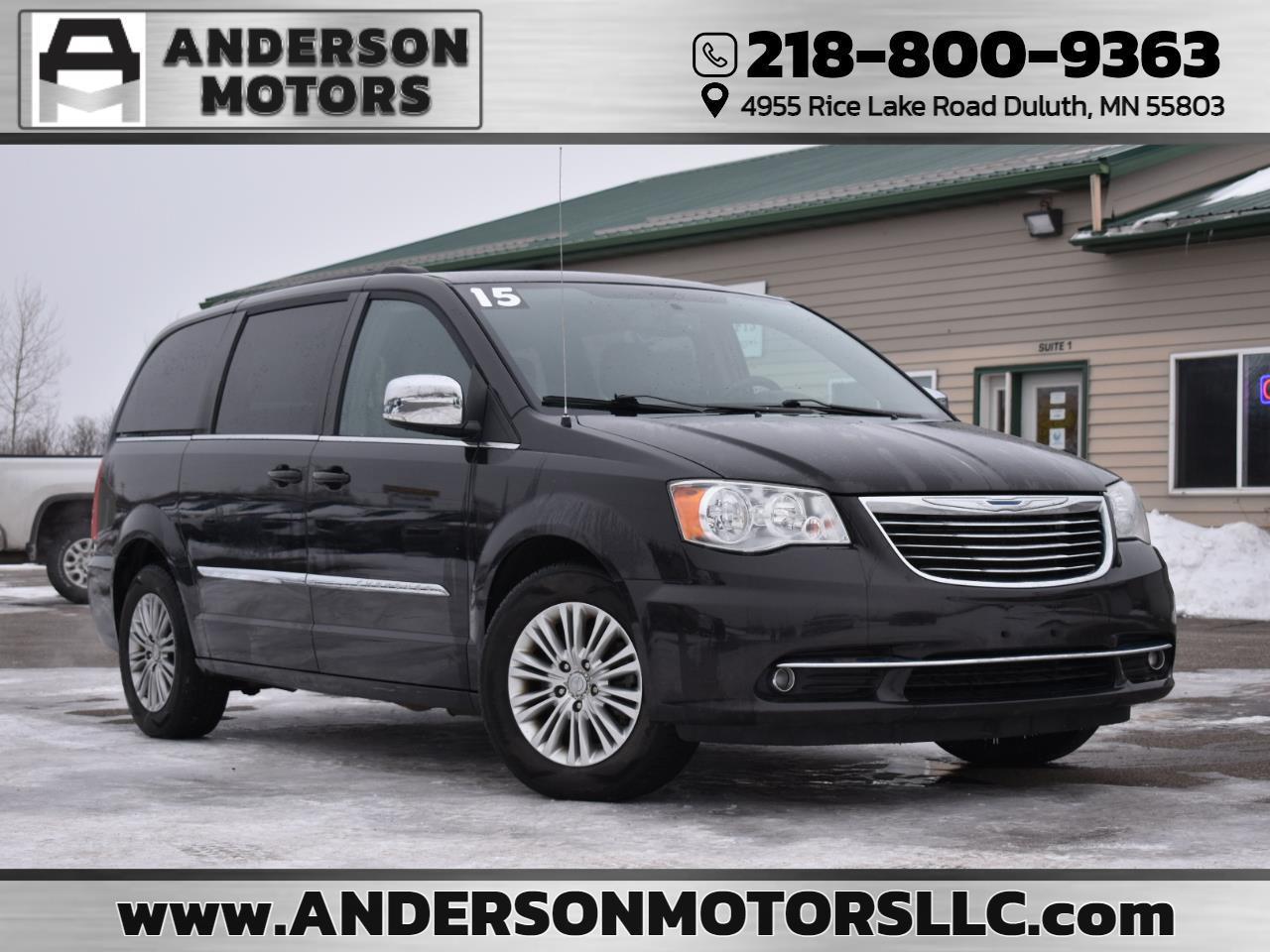2015 Chrysler Town & Country Touring-L