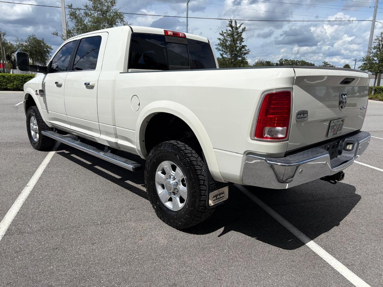 RAM 2500 Laramie Longhorn Mega Cab 4WD 2018