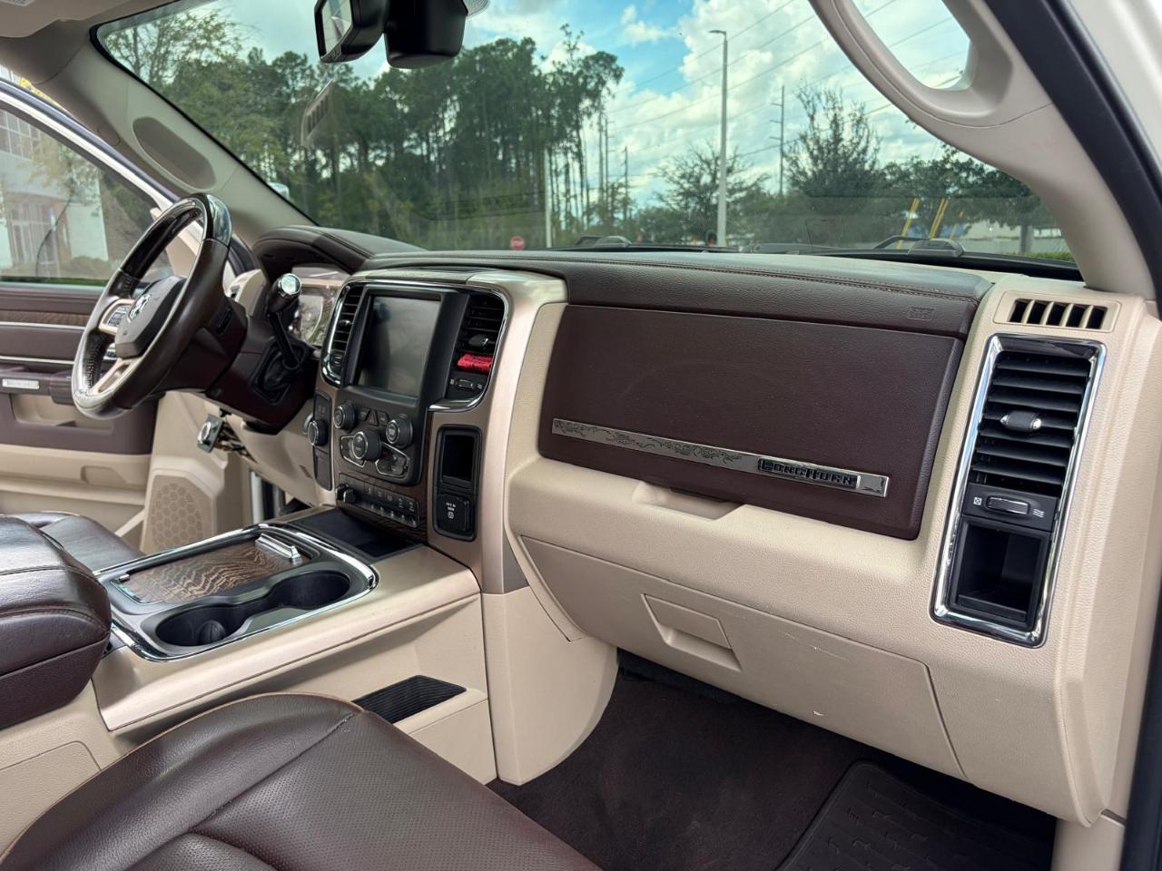 RAM 2500 Laramie Longhorn Mega Cab 4WD 2018