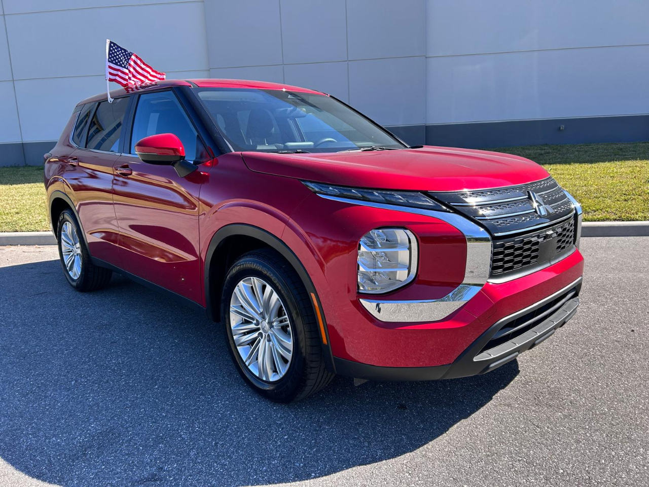 2024 Mitsubishi Outlander ES FWD