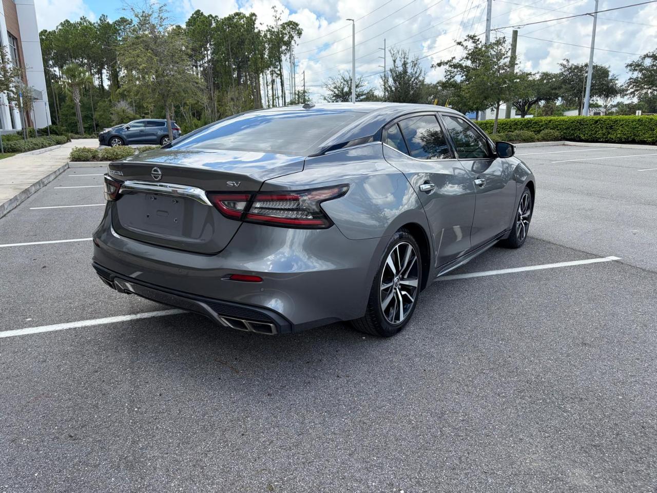 Nissan Maxima SV 3.5L 2021