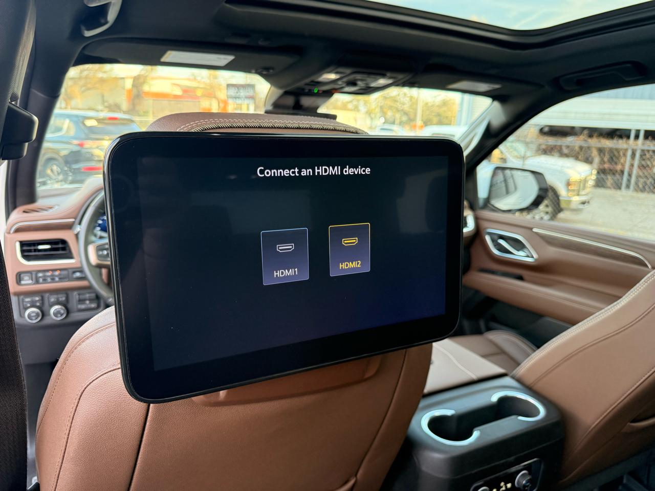 Chevrolet Tahoe 4WD 4dr High Country 2023